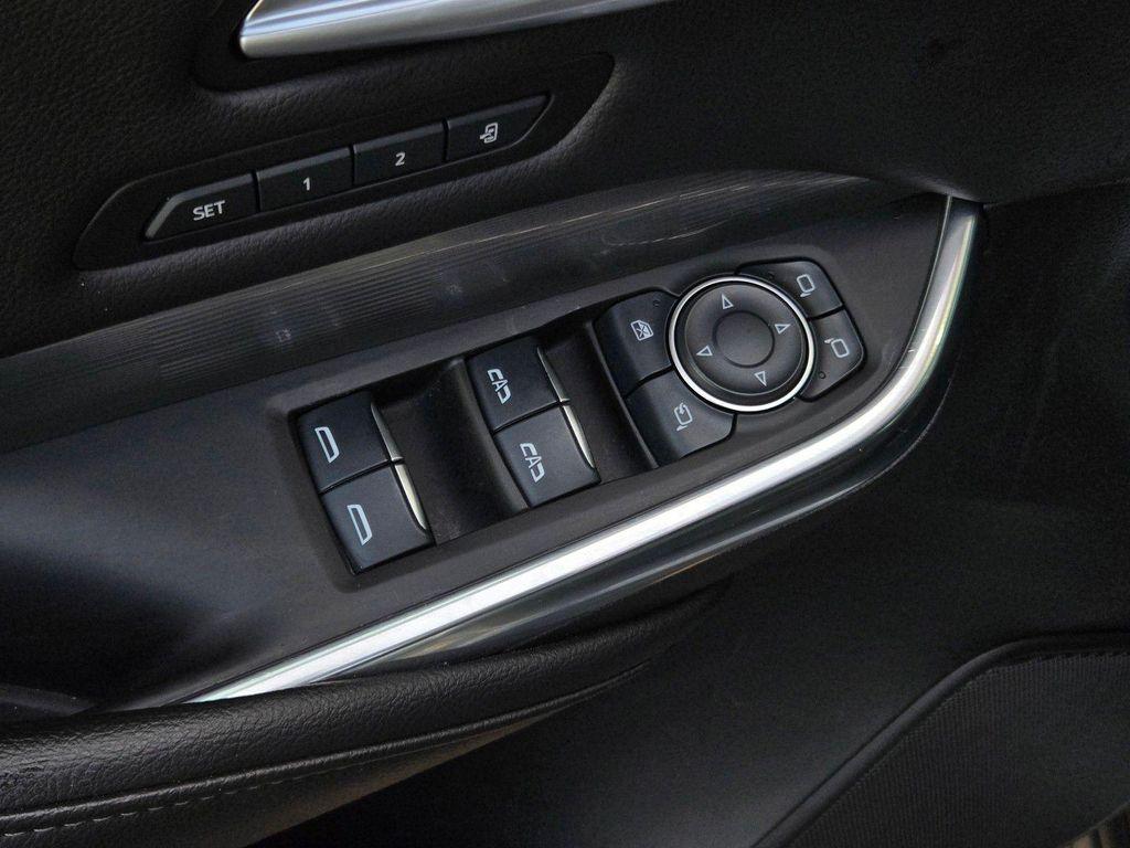 used 2024 Cadillac XT4 car, priced at $32,082