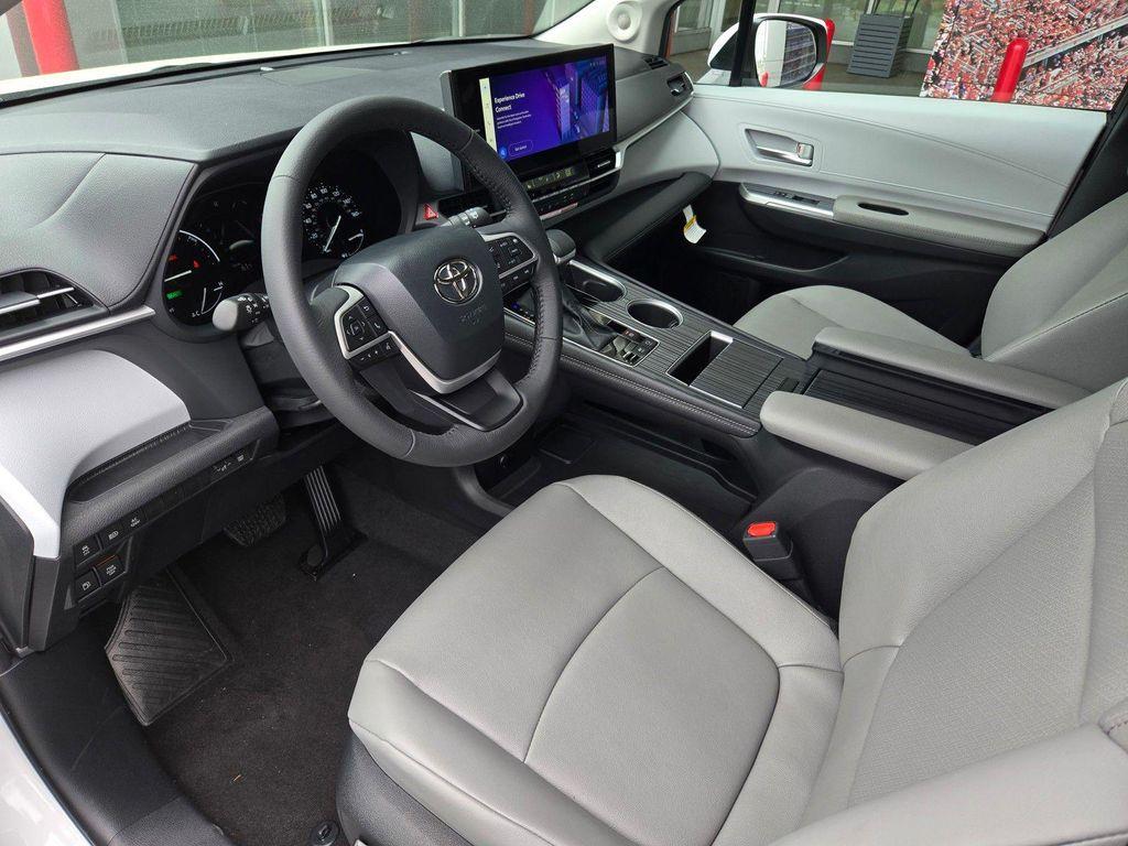 used 2026 Toyota Sienna car, priced at $60,125