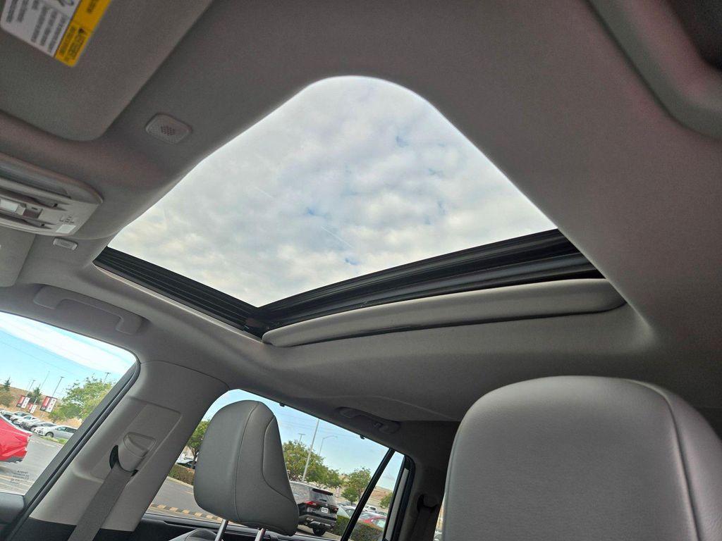 used 2023 Toyota Highlander car, priced at $39,461