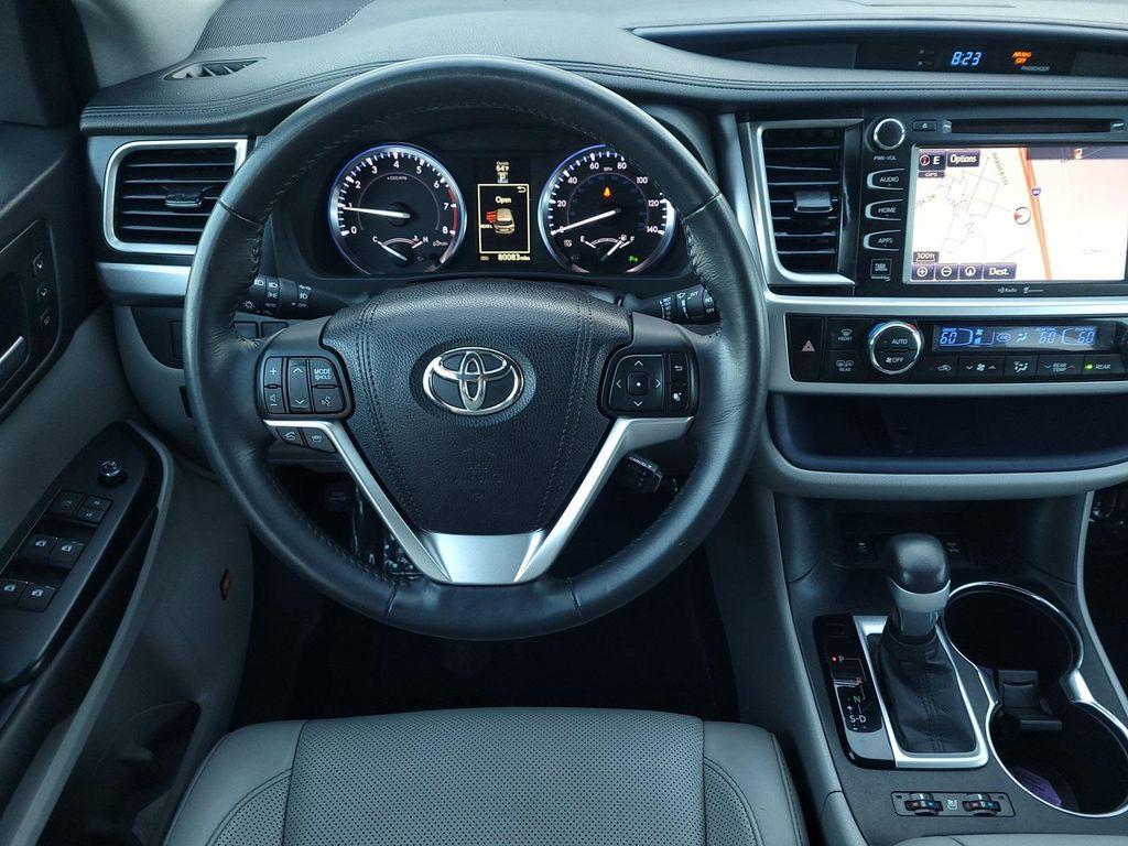 used 2015 Toyota Highlander car, priced at $21,990
