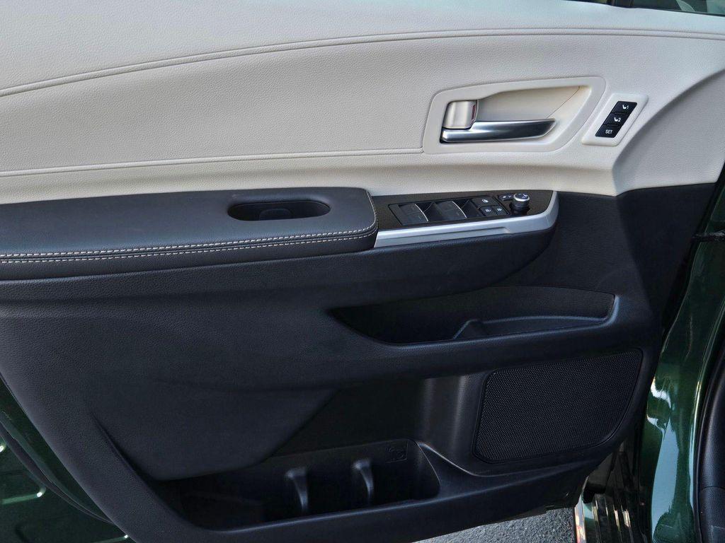 used 2026 Toyota Sienna car, priced at $72,049