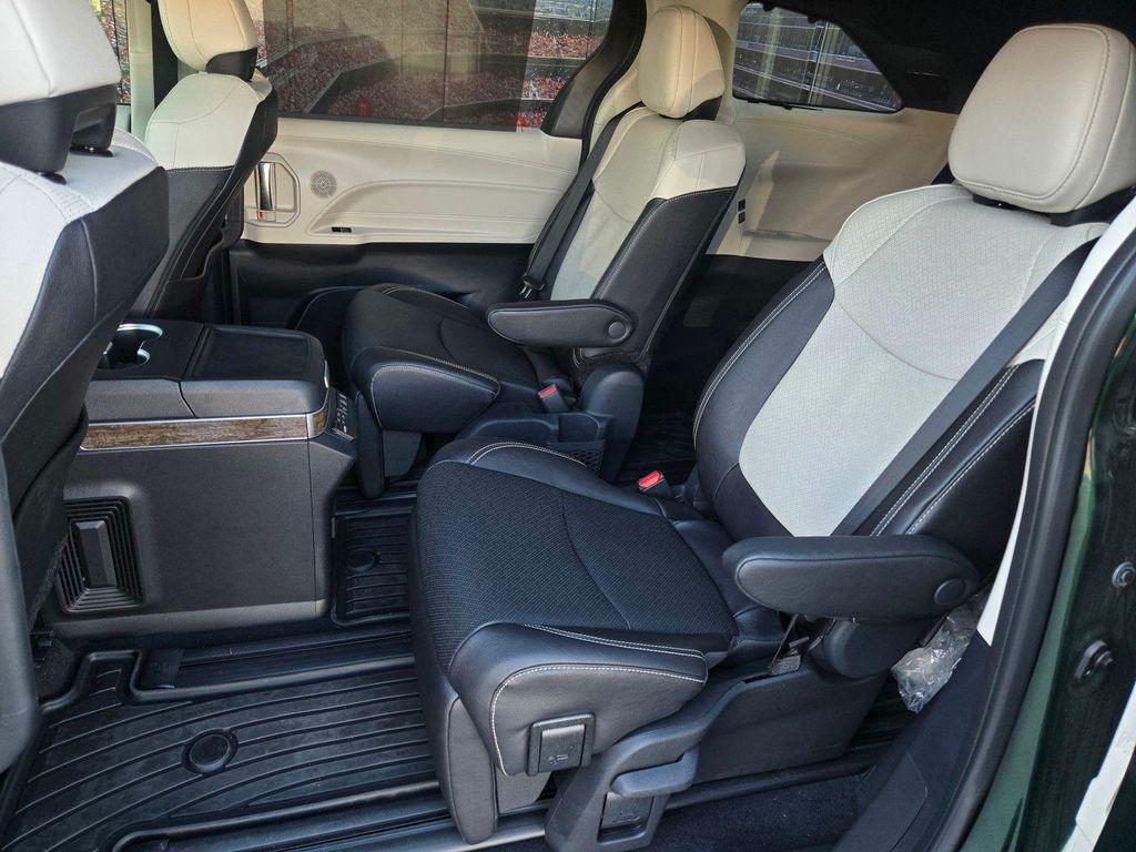 used 2026 Toyota Sienna car, priced at $72,049