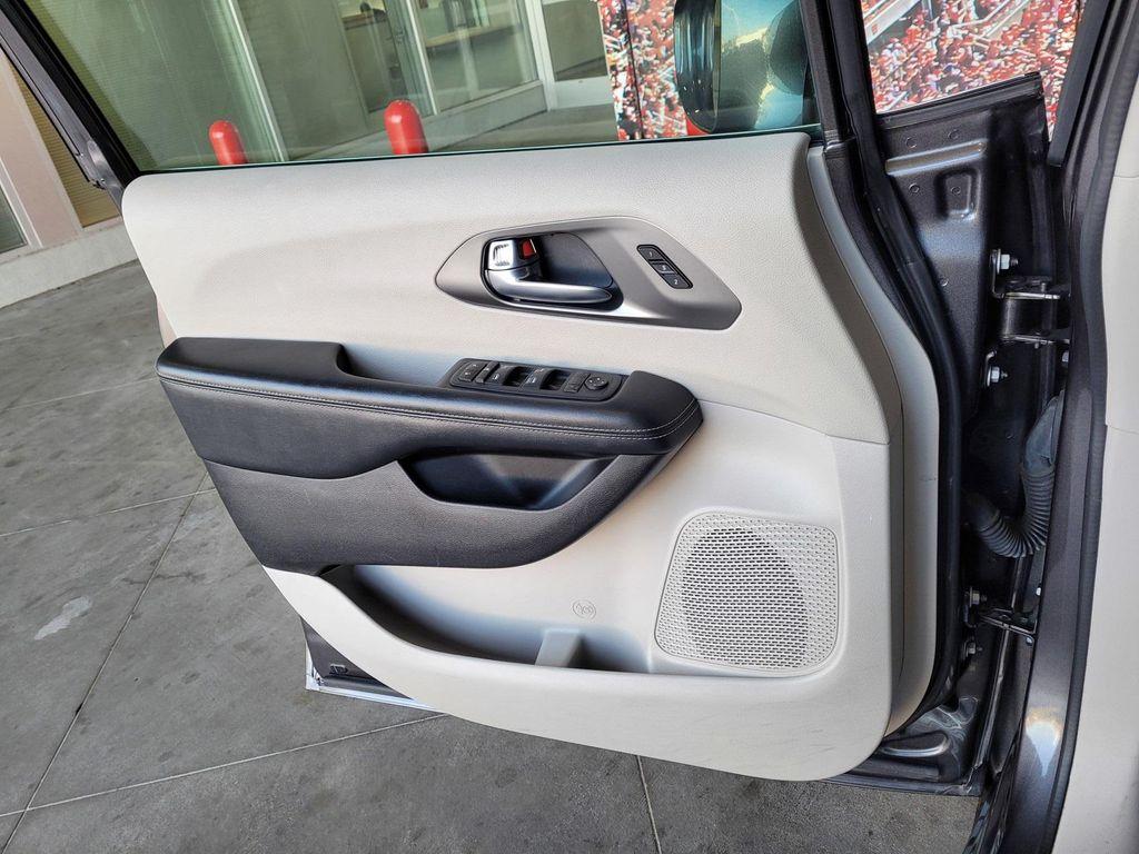 used 2022 Chrysler Pacifica car, priced at $21,590