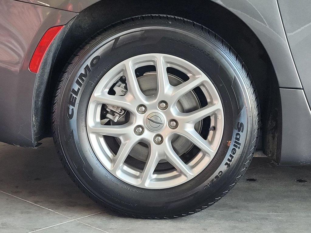 used 2022 Chrysler Pacifica car, priced at $21,590