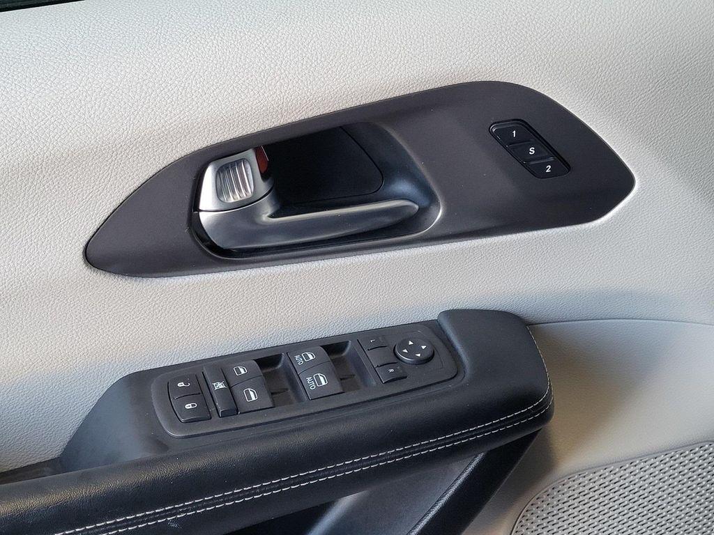 used 2022 Chrysler Pacifica car, priced at $21,590