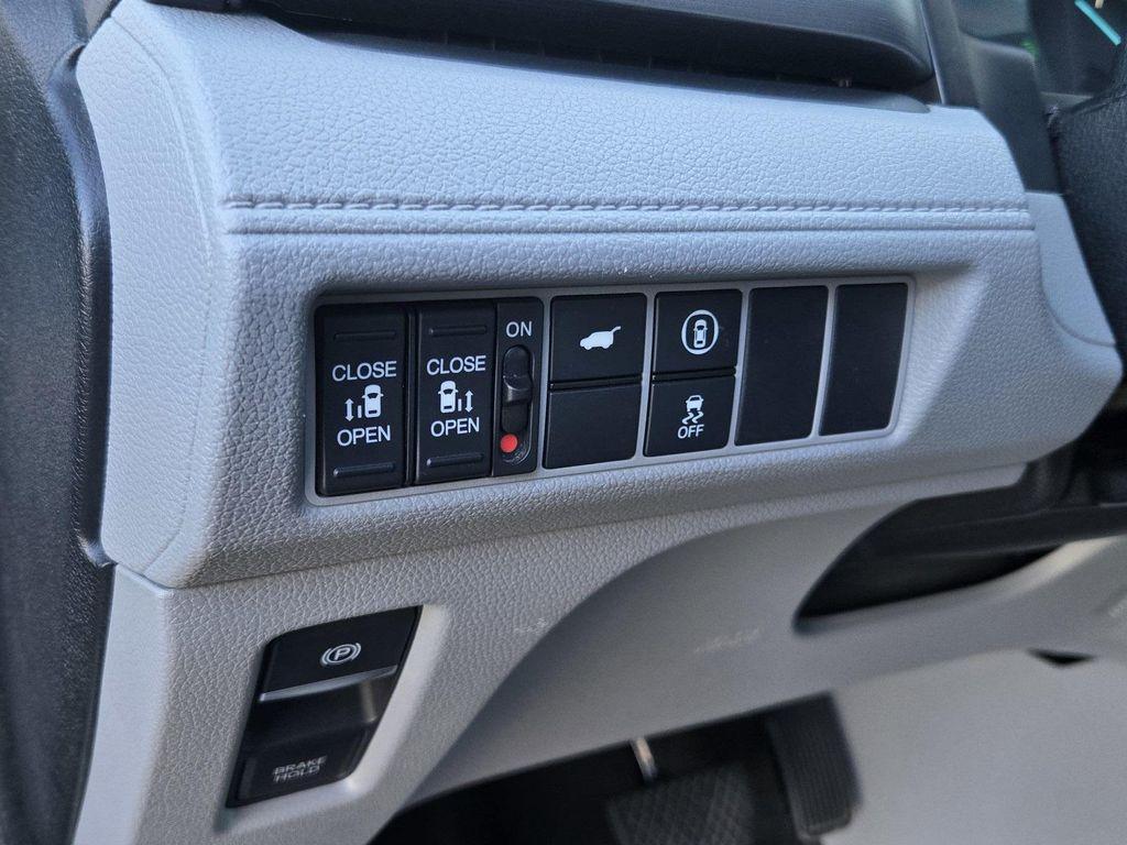 used 2024 Honda Odyssey car, priced at $35,990