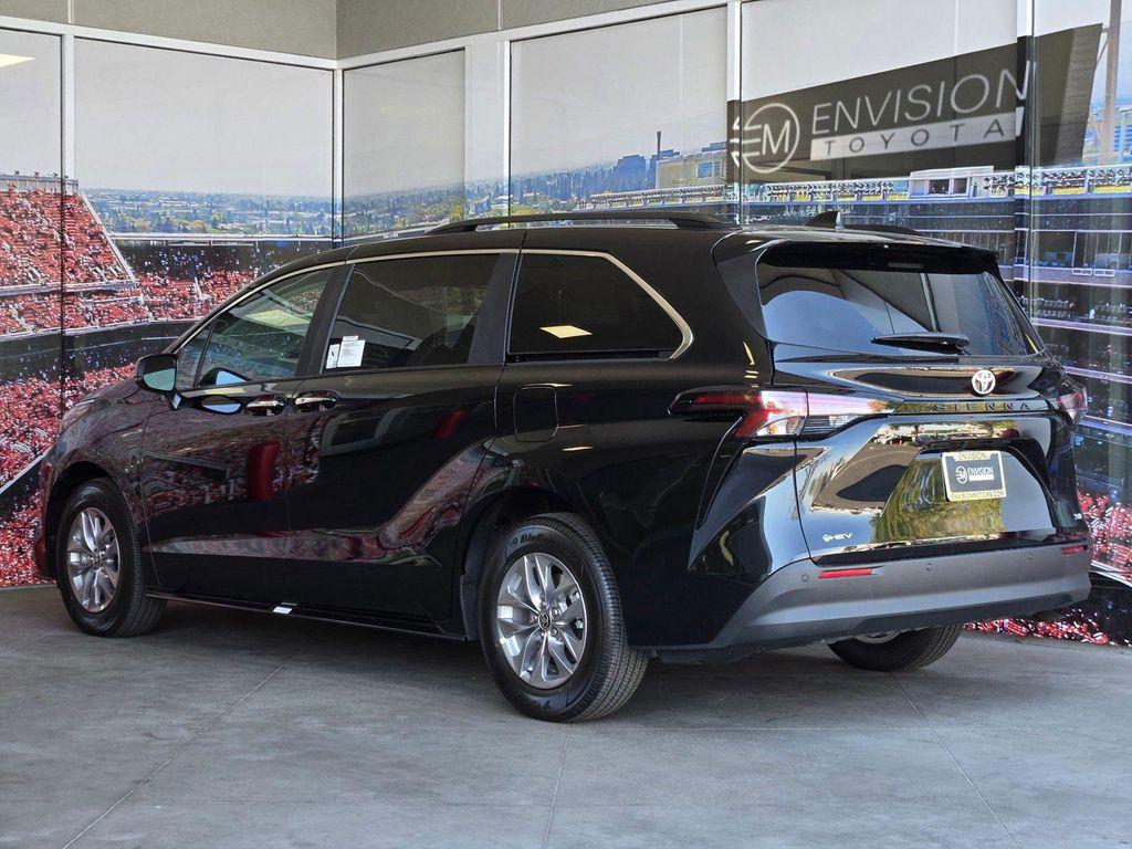 new 2026 Toyota Sienna car, priced at $47,385