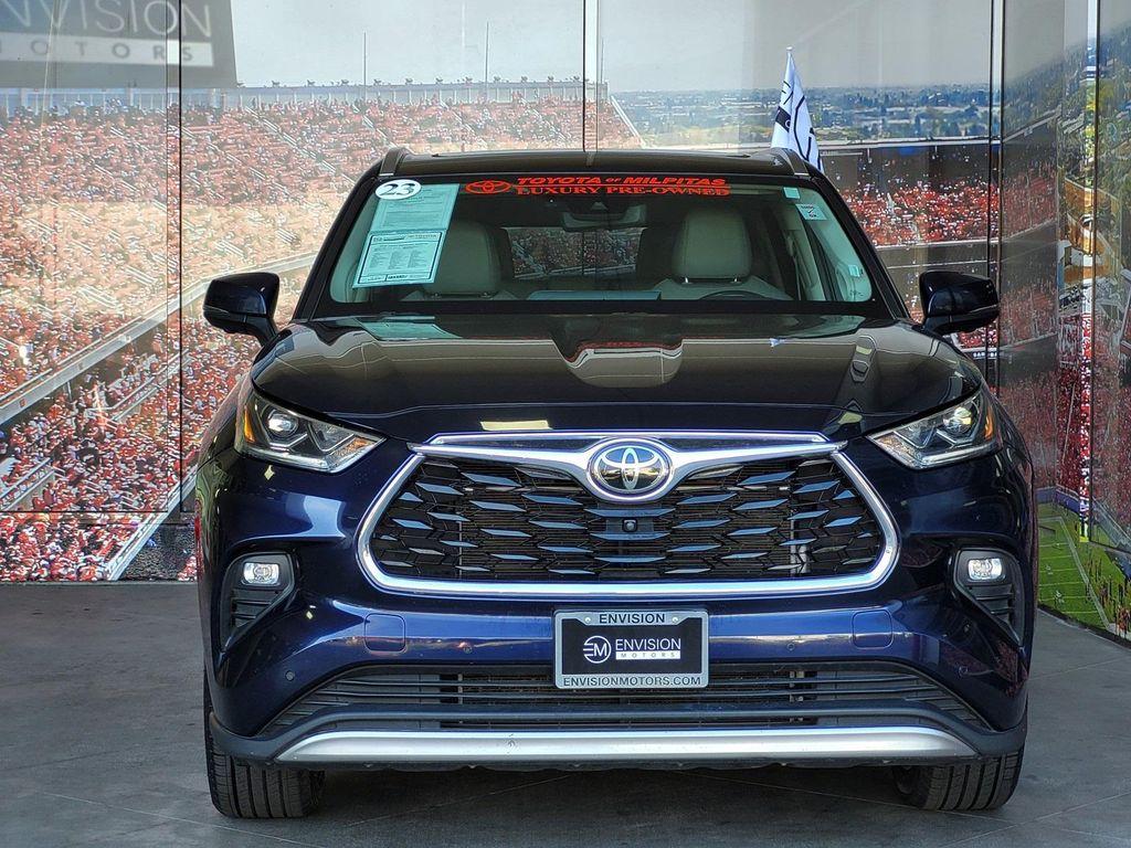 used 2023 Toyota Highlander car, priced at $38,568