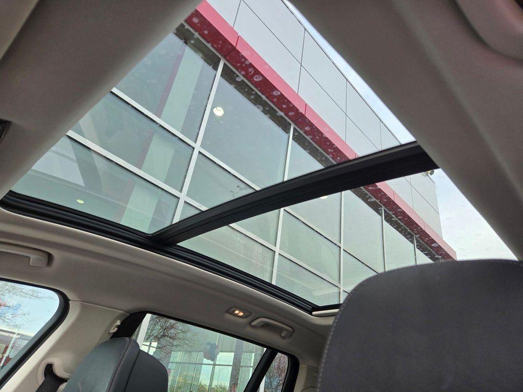 used 2025 BMW X7 car, priced at $64,990