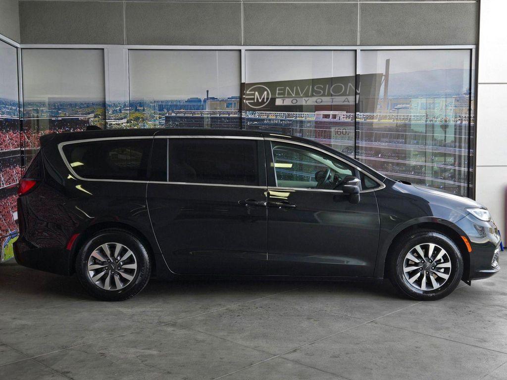 used 2023 Chrysler Pacifica Hybrid car, priced at $26,757