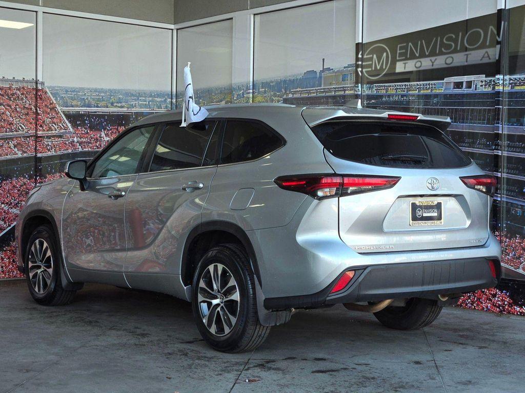 used 2024 Toyota Highlander car, priced at $35,980