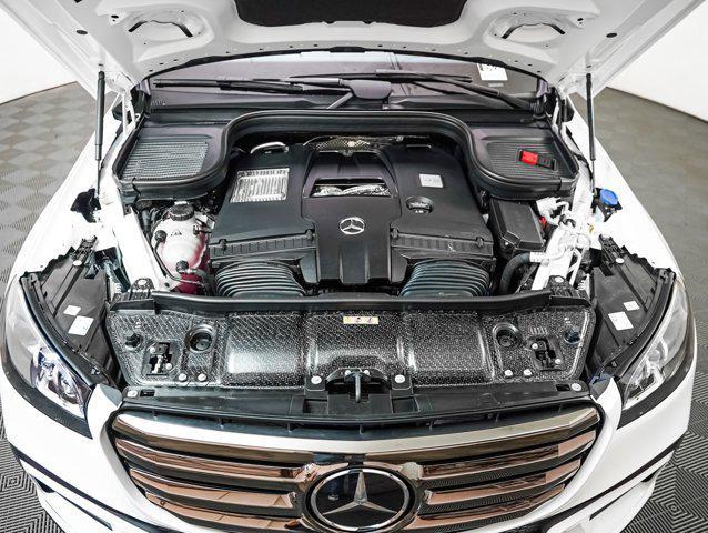 new 2026 Mercedes-Benz GLS 580 car, priced at $123,670