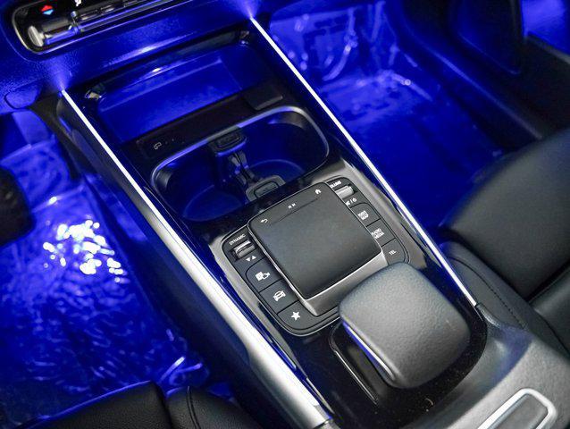 used 2022 Mercedes-Benz GLB 250 car, priced at $27,997
