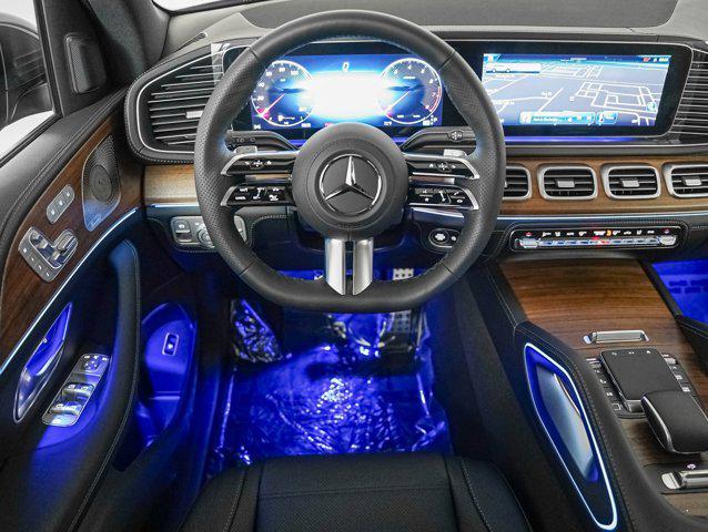 new 2025 Mercedes-Benz GLS 580 car, priced at $117,280