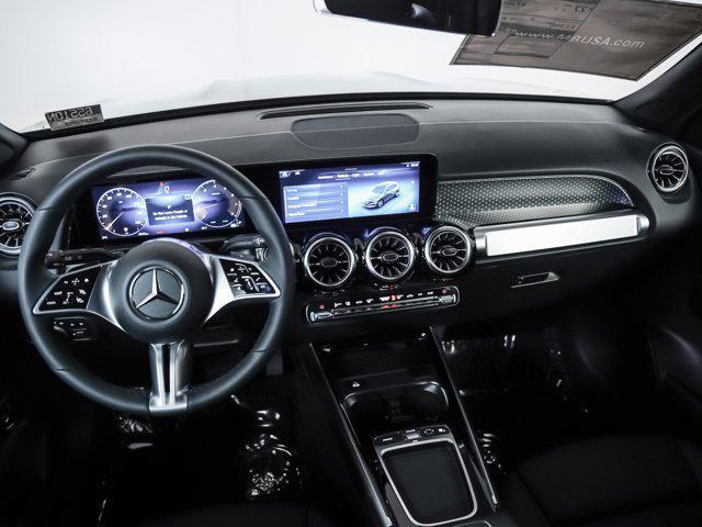 new 2025 Mercedes-Benz GLB 250 car, priced at $49,595
