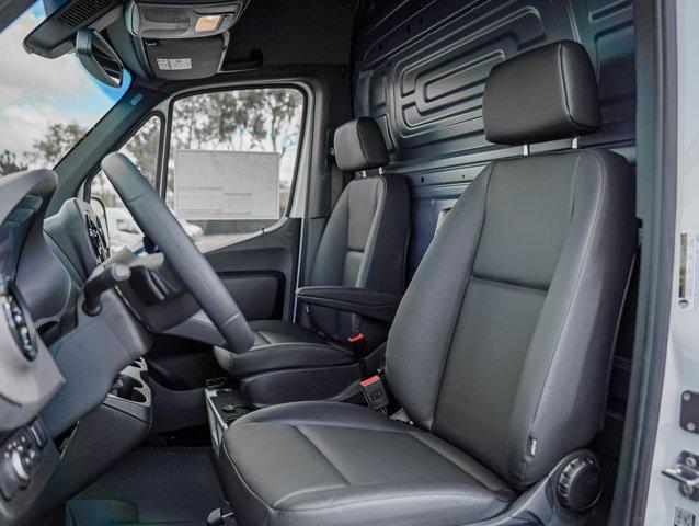 new 2025 Mercedes-Benz Sprinter 2500 car, priced at $65,622