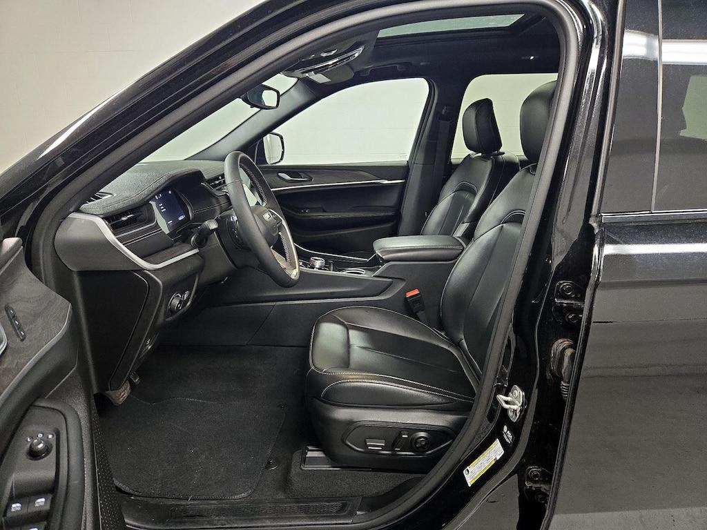 used 2024 Jeep Grand Cherokee L car, priced at $40,998