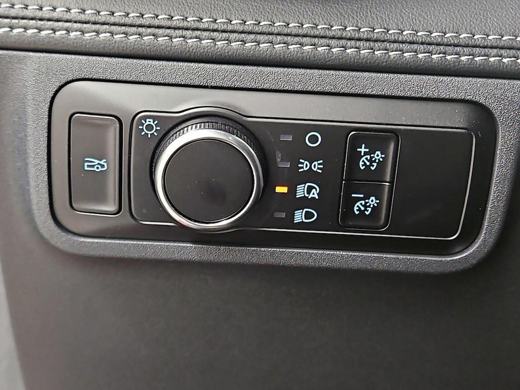 used 2024 Ford Mustang car, priced at $32,998