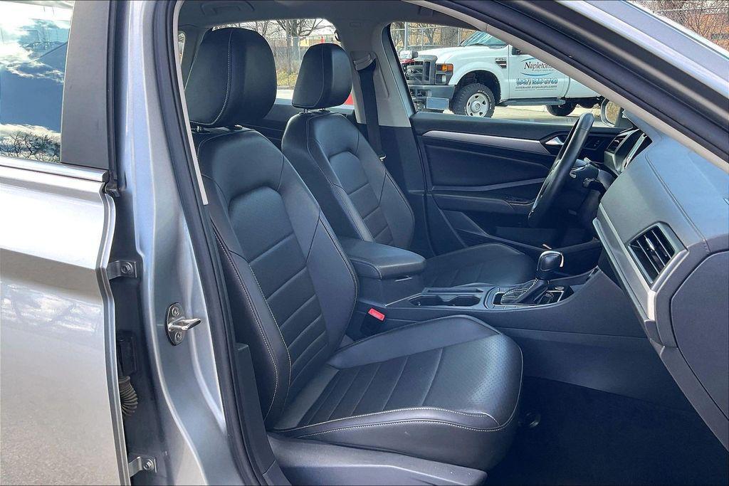 used 2021 Volkswagen Jetta car, priced at $13,495