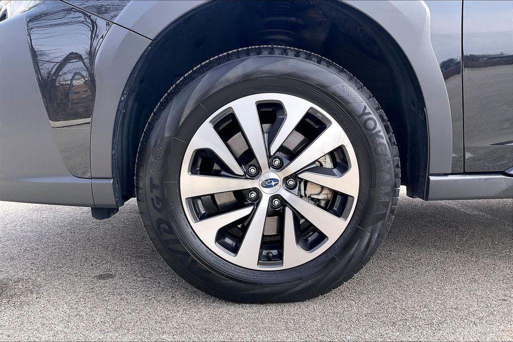 used 2025 Subaru Outback car, priced at $28,999