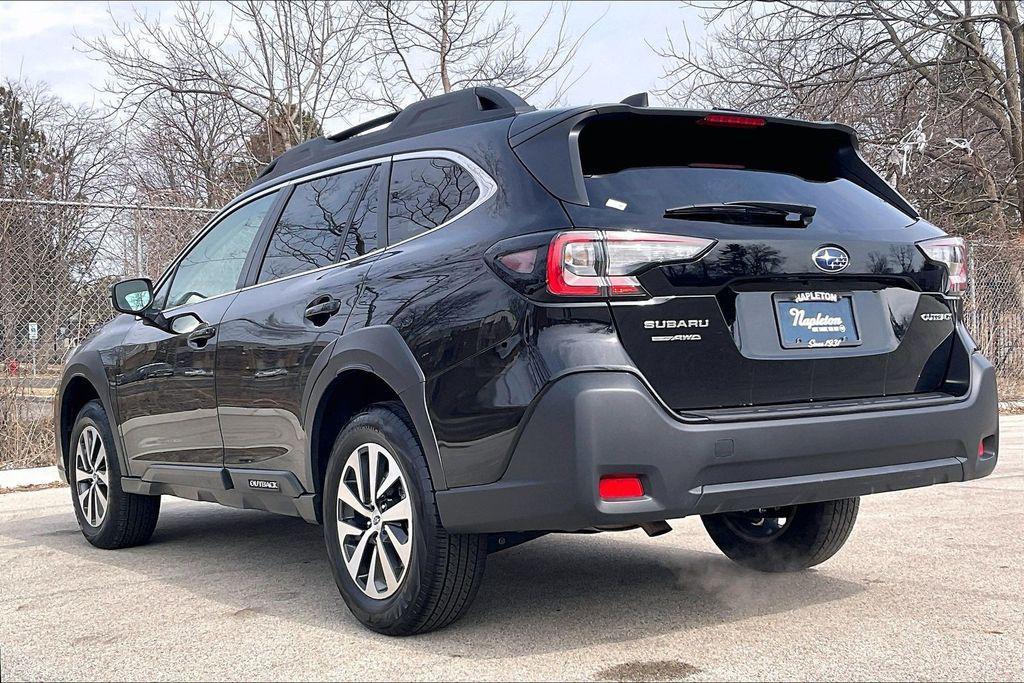 used 2025 Subaru Outback car, priced at $28,999