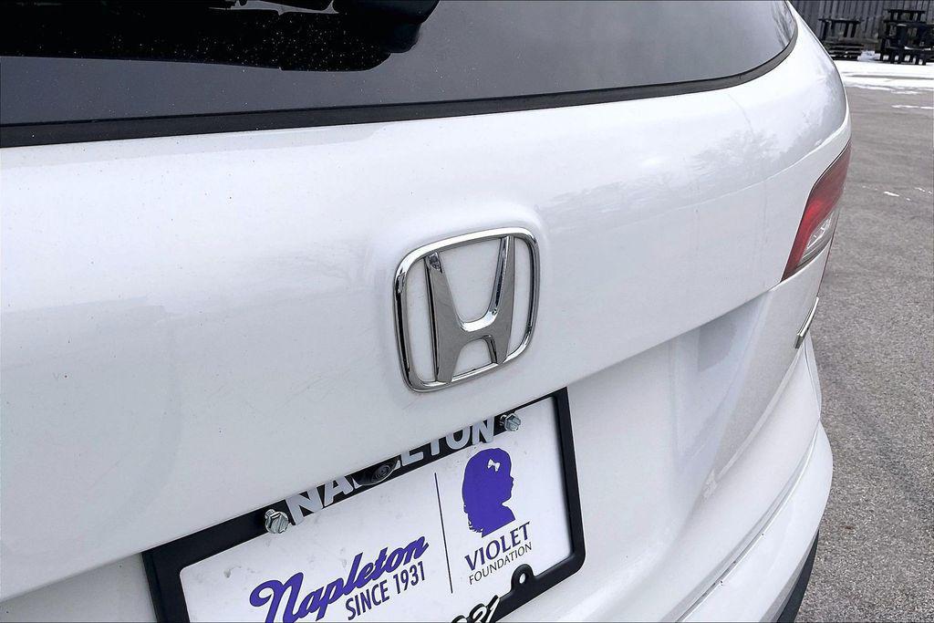 used 2021 Honda Pilot car, priced at $28,989