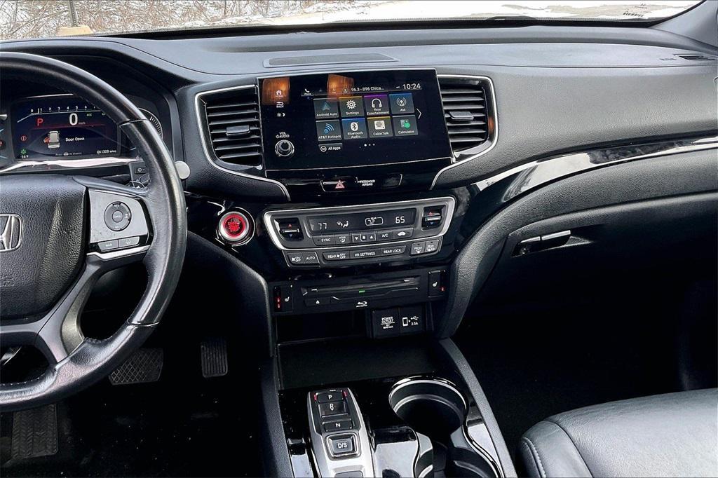 used 2021 Honda Pilot car, priced at $28,999