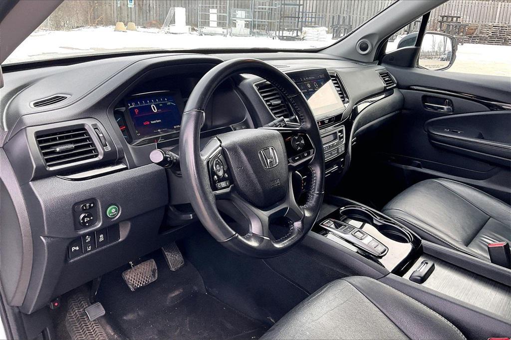 used 2021 Honda Pilot car, priced at $28,999