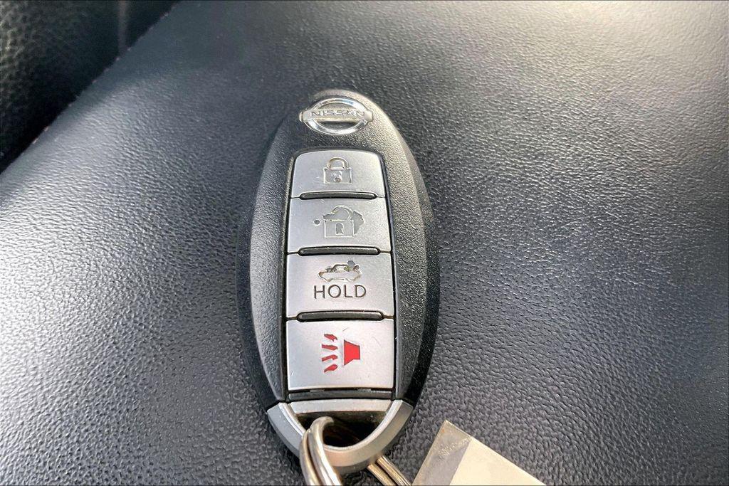 used 2009 Nissan Maxima car, priced at $4,995