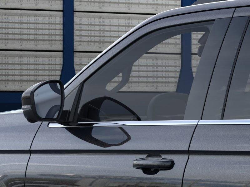 new 2025 Ford Expedition car, priced at $84,058