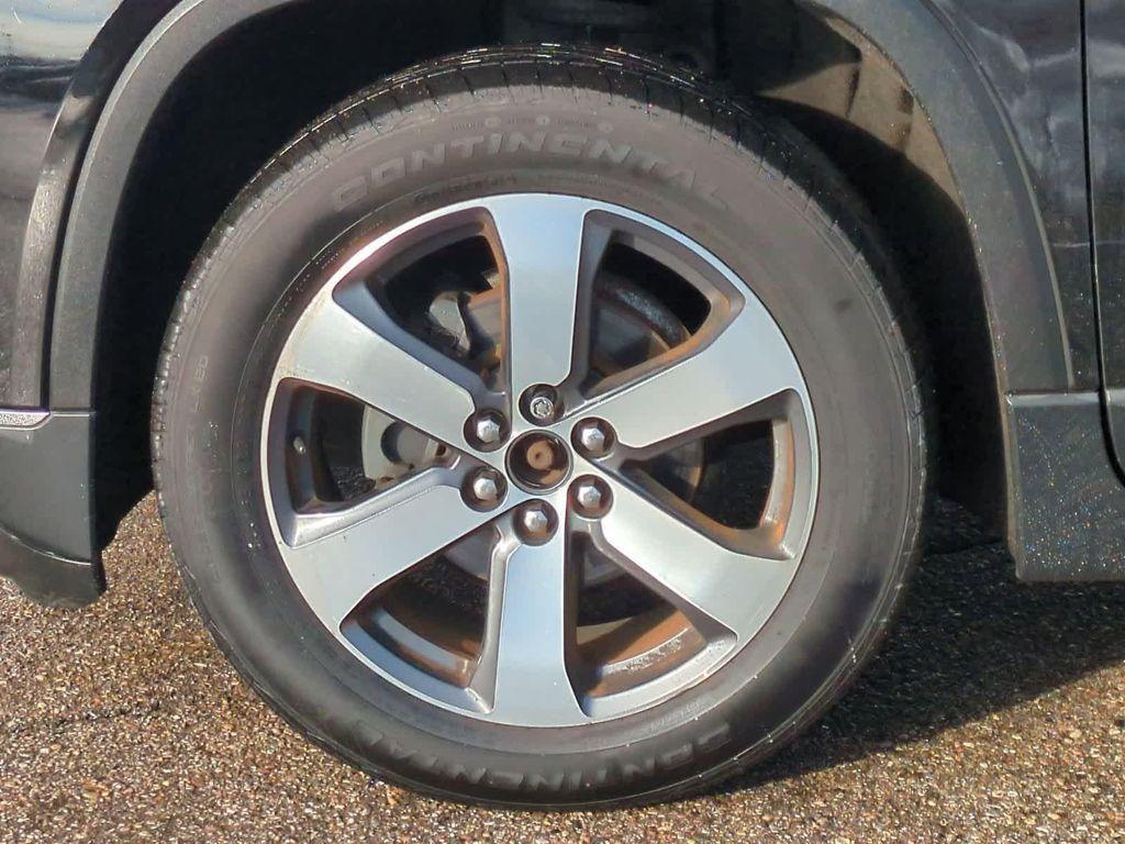 used 2018 Chevrolet Traverse car, priced at $11,750