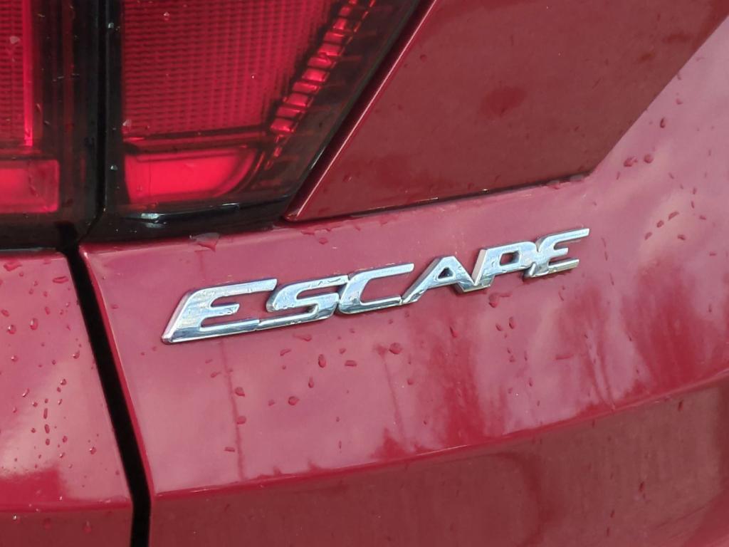 used 2019 Ford Escape car, priced at $9,304