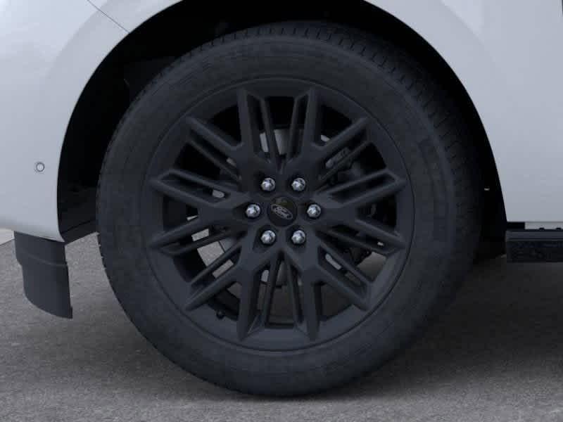 new 2026 Ford Expedition car, priced at $74,254