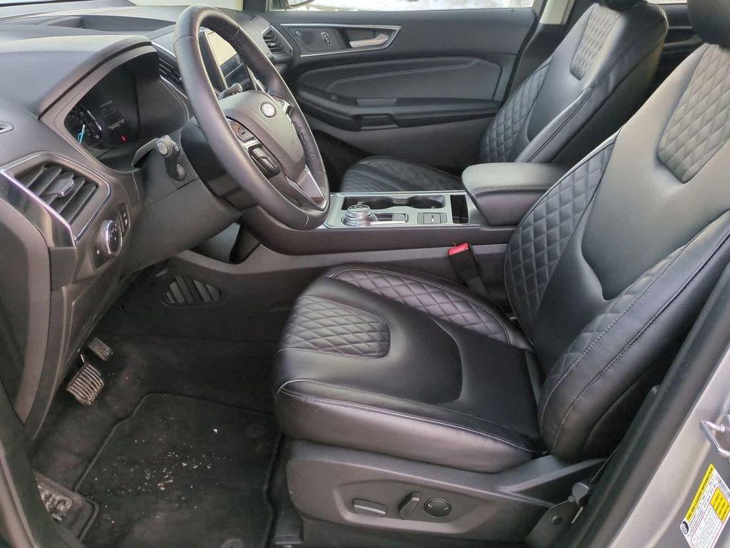 used 2024 Ford Edge car, priced at $26,880