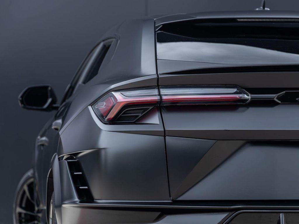 used 2023 Lamborghini Urus car, priced at $254,998