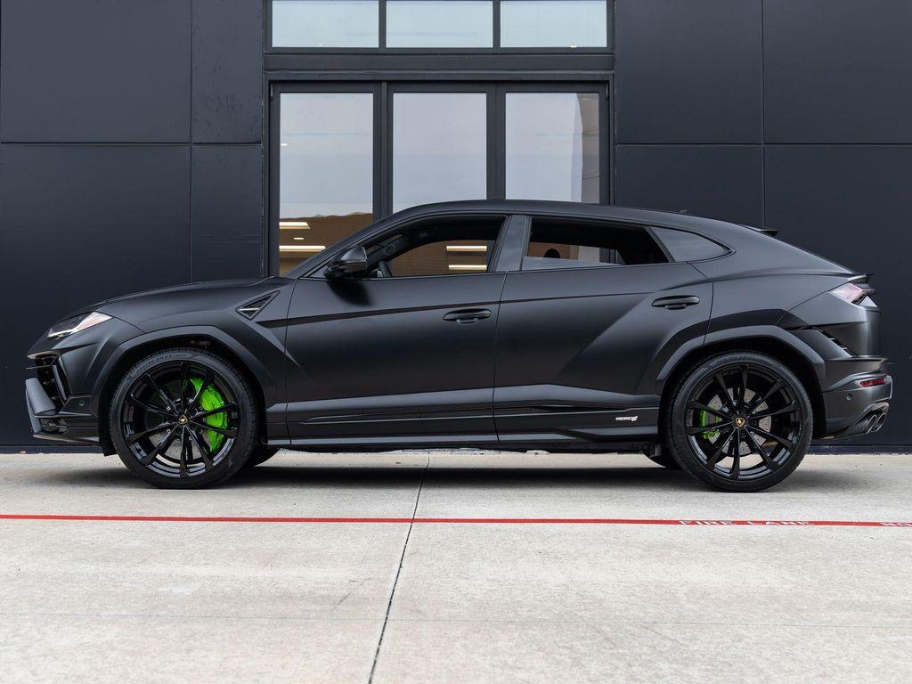 used 2023 Lamborghini Urus car, priced at $254,998