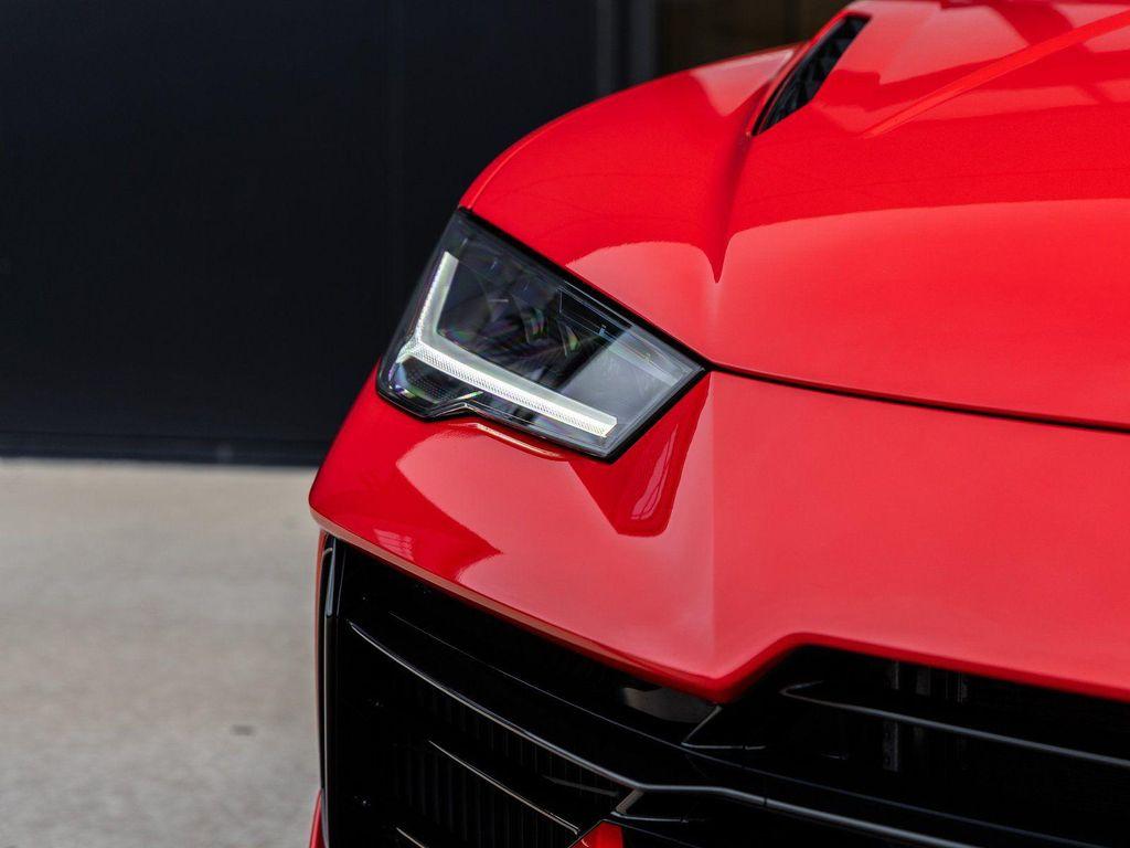 used 2024 Lamborghini Urus car, priced at $269,998