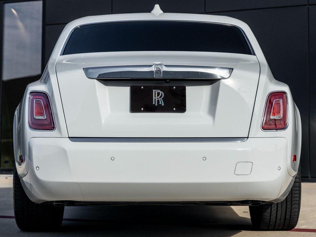 used 2022 Rolls-Royce Phantom car, priced at $489,998