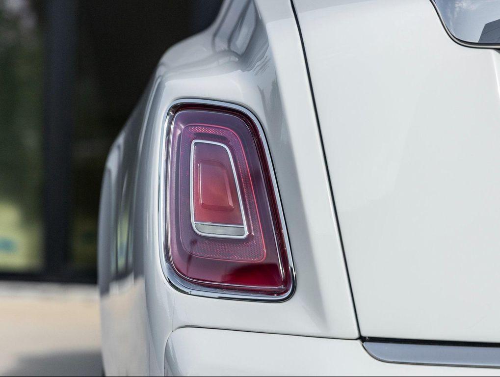 used 2022 Rolls-Royce Phantom car, priced at $489,998