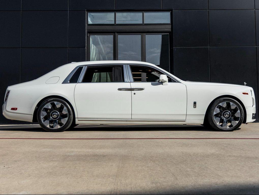 used 2022 Rolls-Royce Phantom car, priced at $489,998