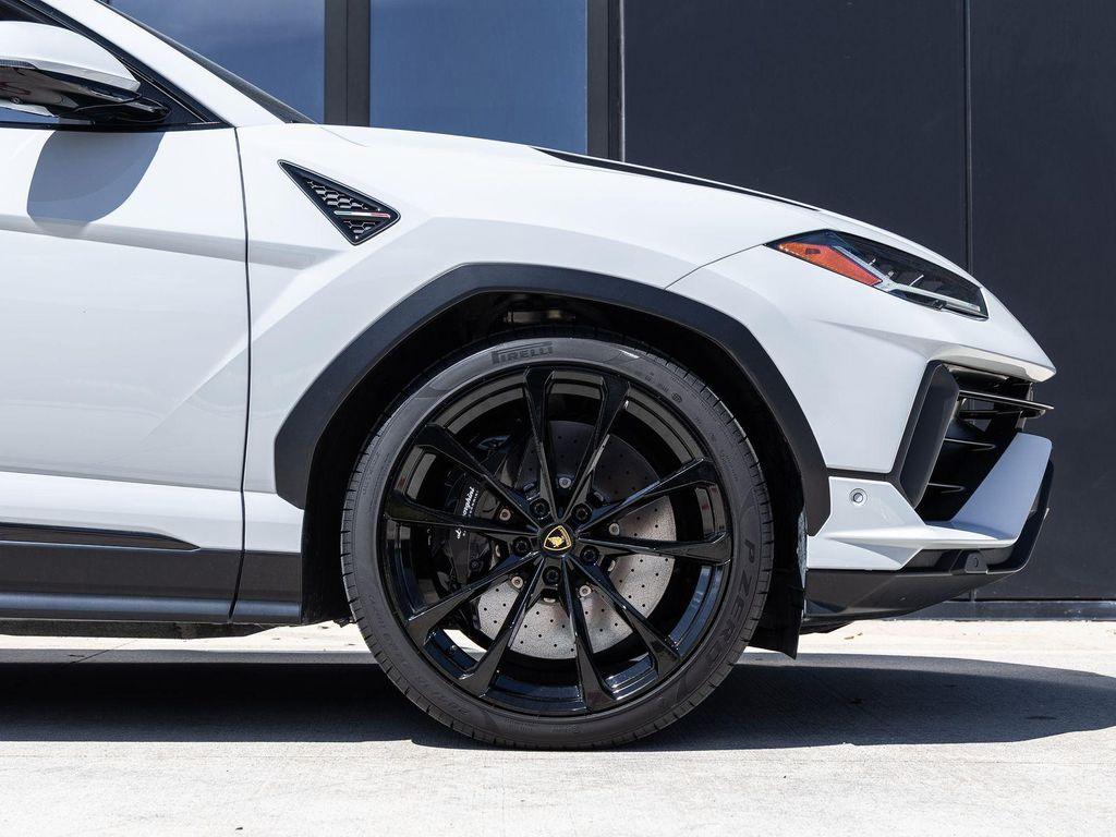 used 2023 Lamborghini Urus car, priced at $234,998