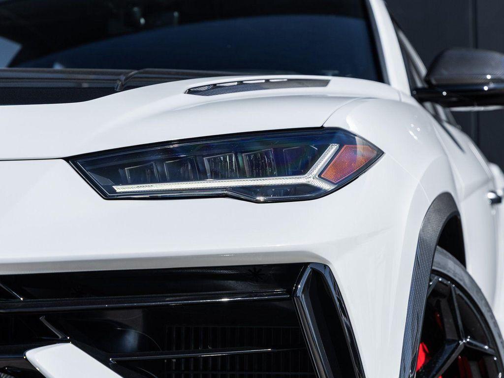used 2024 Lamborghini Urus car, priced at $324,998