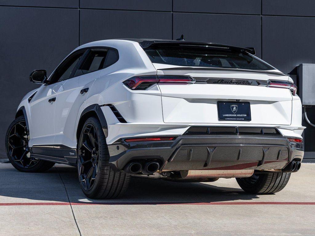 used 2024 Lamborghini Urus car, priced at $324,998
