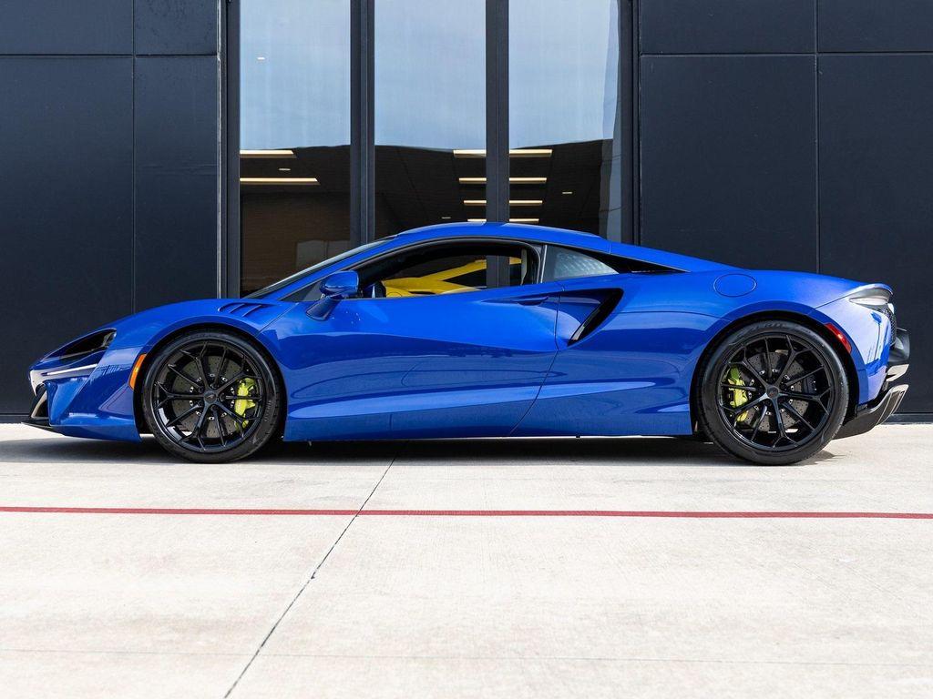 new 2026 McLaren Artura car, priced at $291,200