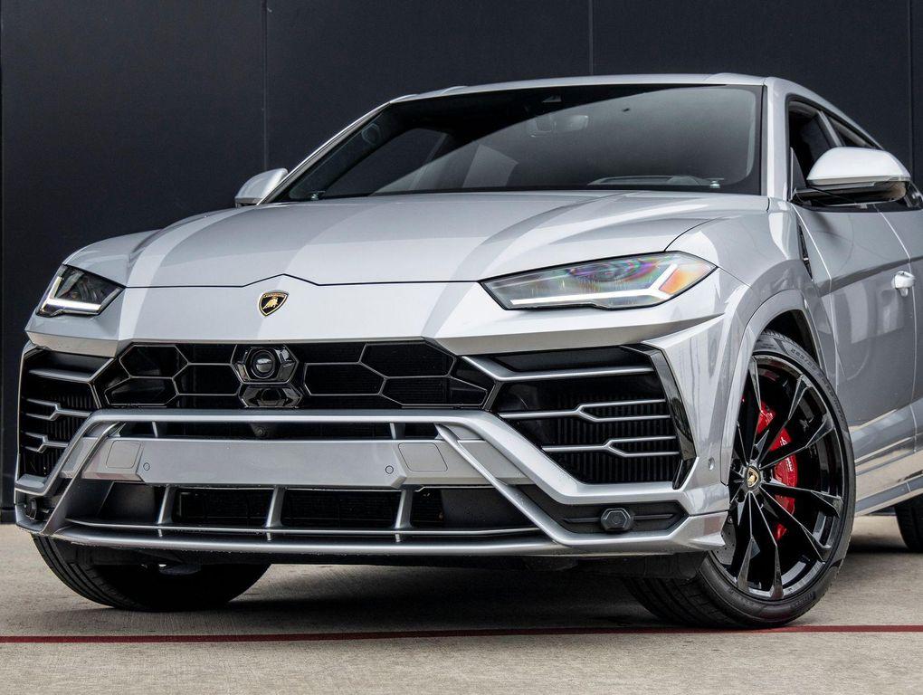 used 2020 Lamborghini Urus car, priced at $189,998
