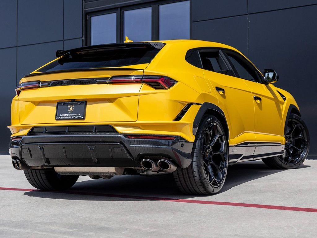 used 2024 Lamborghini Urus car, priced at $314,998