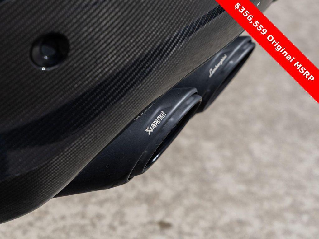 used 2024 Lamborghini Urus car, priced at $324,998