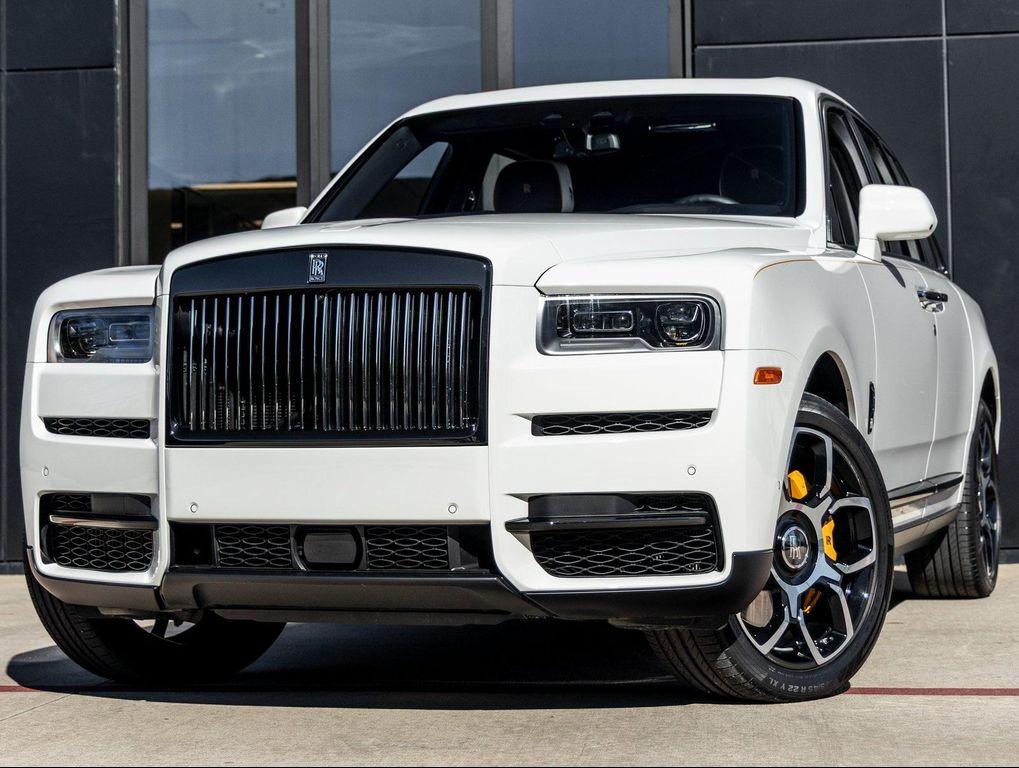 used 2024 Rolls-Royce Cullinan car, priced at $379,998