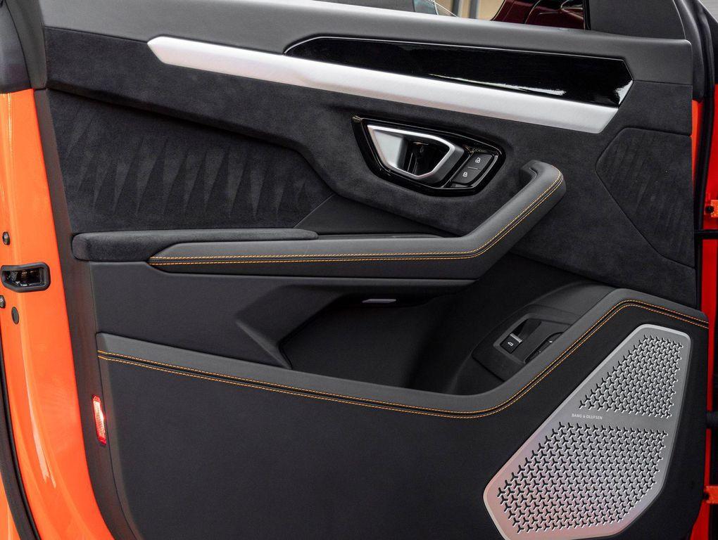 used 2024 Lamborghini Urus car, priced at $274,998