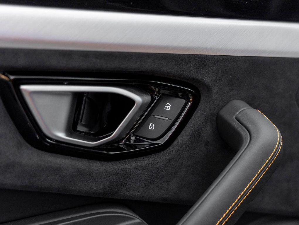 used 2024 Lamborghini Urus car, priced at $274,998